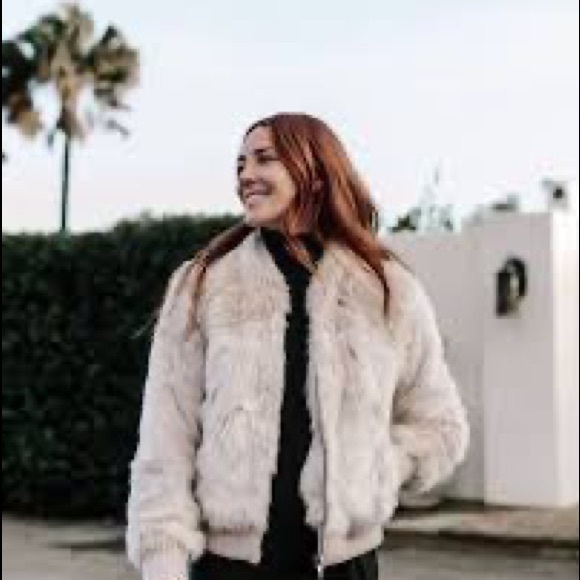 Banana Republic Faux Fur Bomber Jacket - Picture 7 of 7